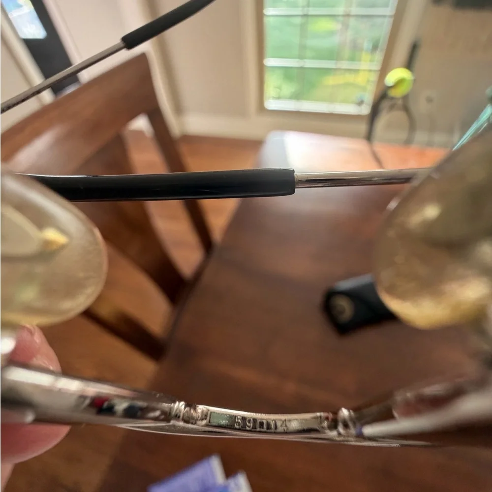 Ray-Ban unisex Silver Aviator Sunglasses with grey Lenses